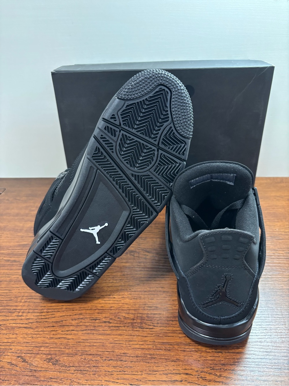 Air Jordan 4 Retro -Black Cat Men’s Sneakers - Picture 5 of 6